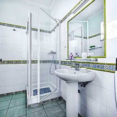 Hotel Rebela Albufeira